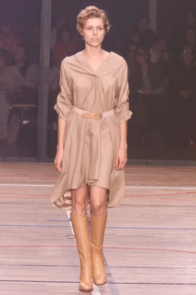Look 13